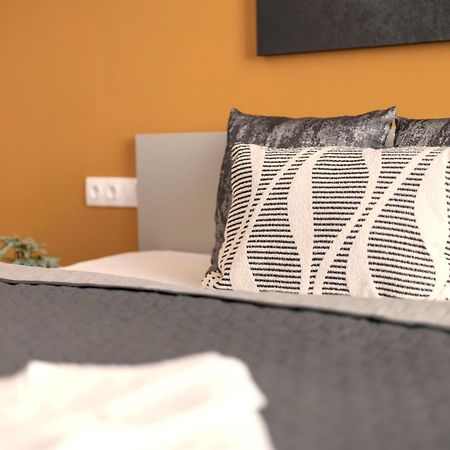 Exclusive Central 3Bedrm Stylish Residence By Prestige Homes Budapest Extérieur photo