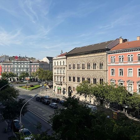 Exclusive Central 3Bedrm Stylish Residence By Prestige Homes Budapest Extérieur photo