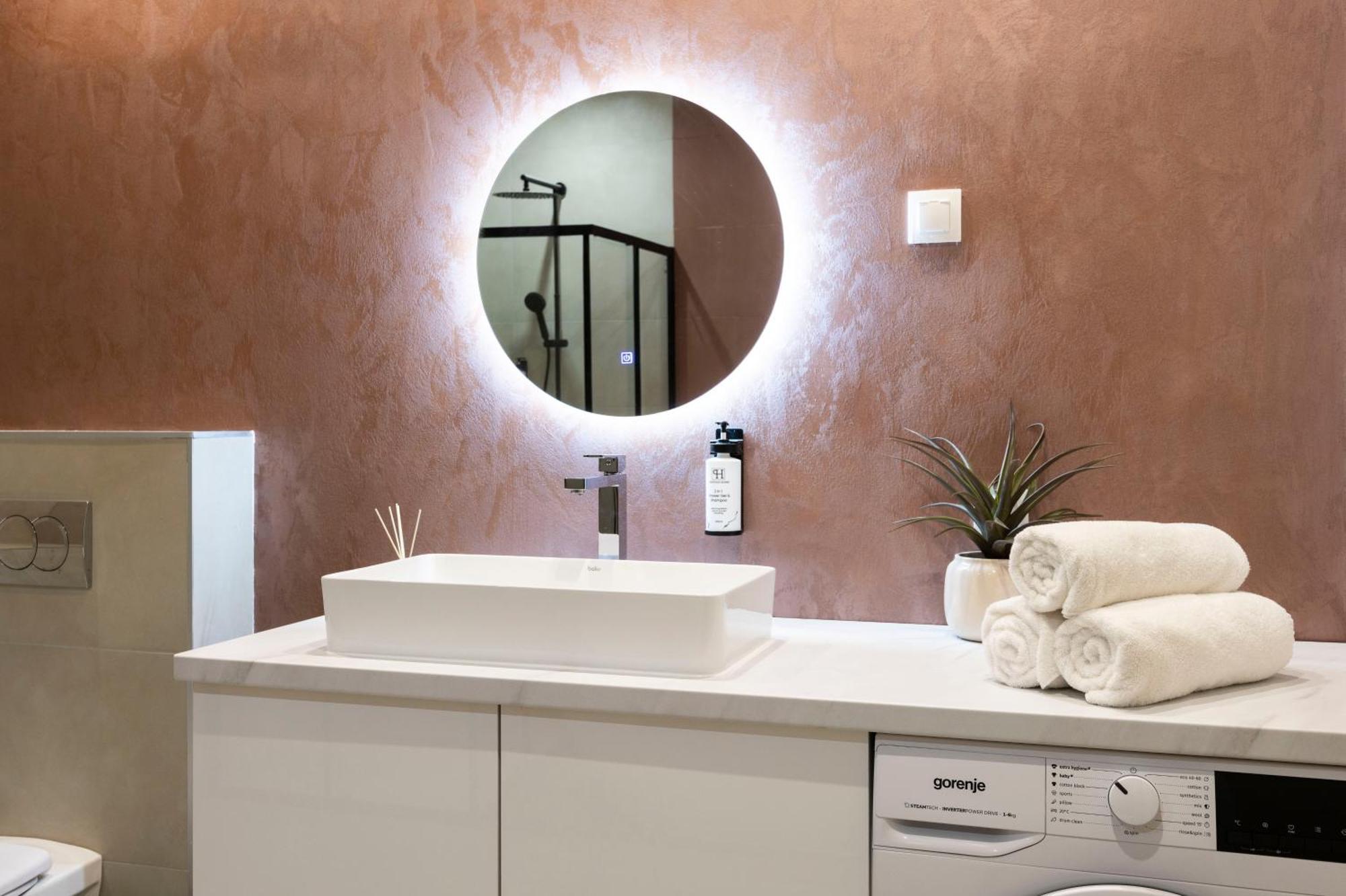 Exclusive Central 3Bedrm Stylish Residence By Prestige Homes Budapest Extérieur photo